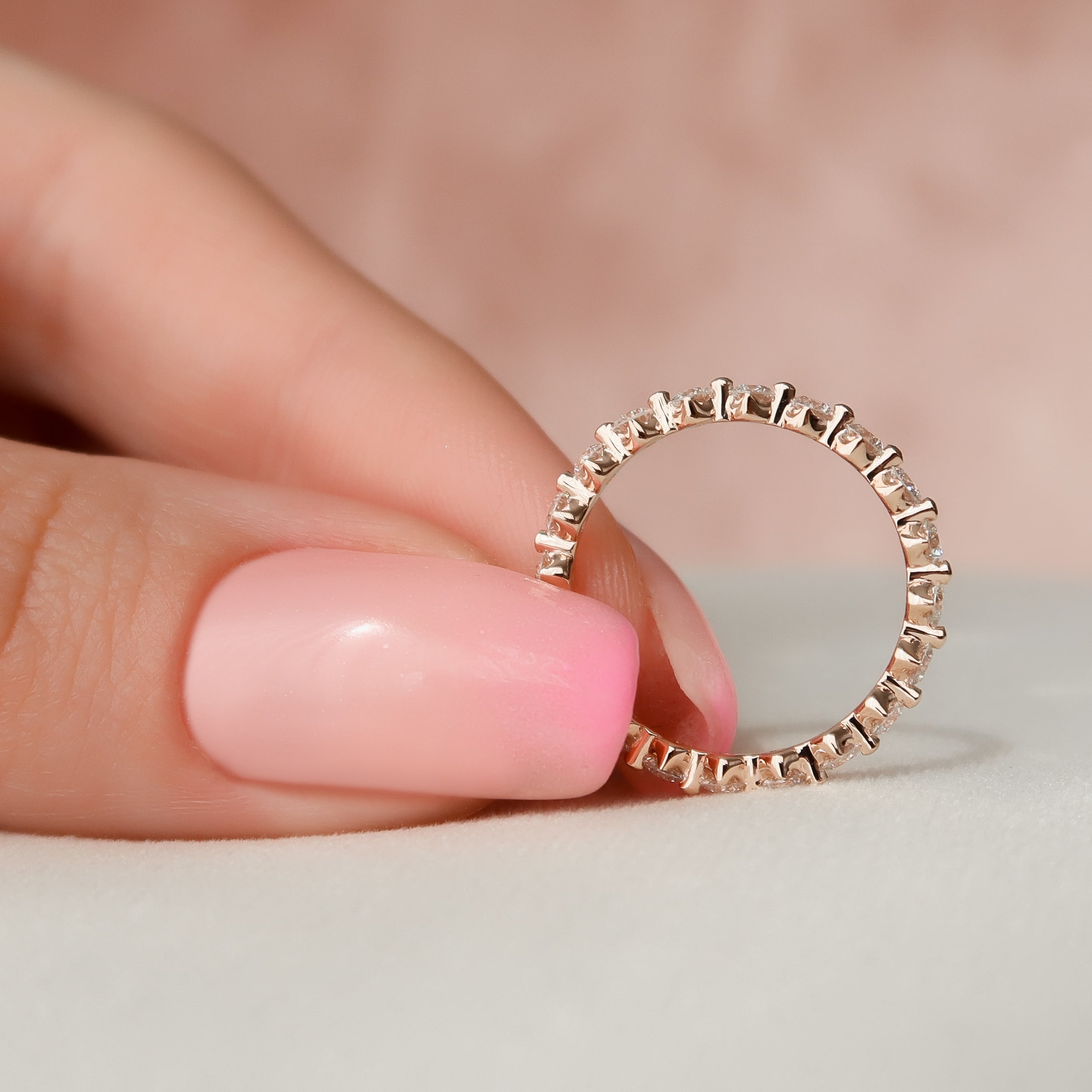 1ct Emilinda Round Cut Moissanite Ring - Rose Gold