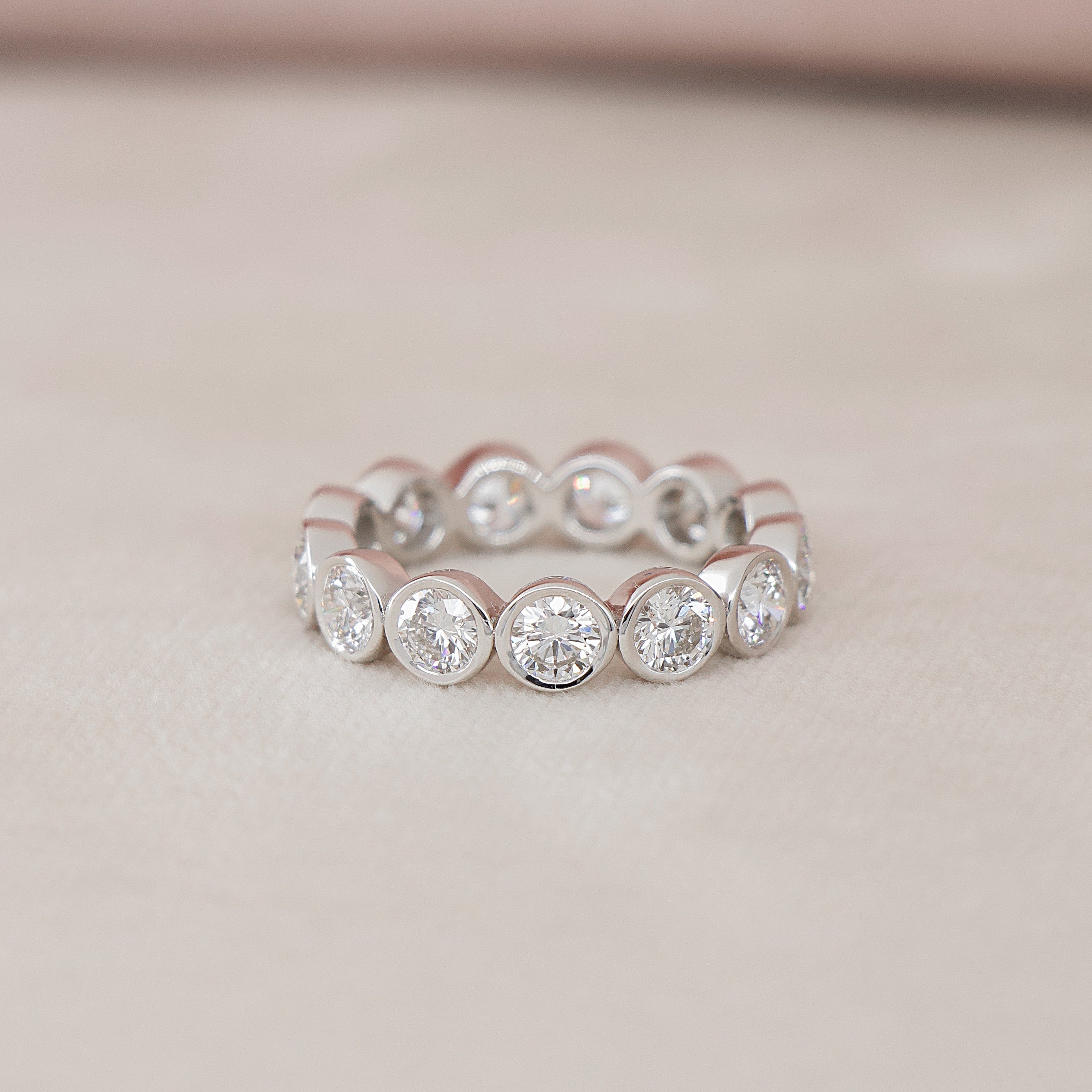 3.5ct Izolda Round Cut Moissanite Ring - Silver