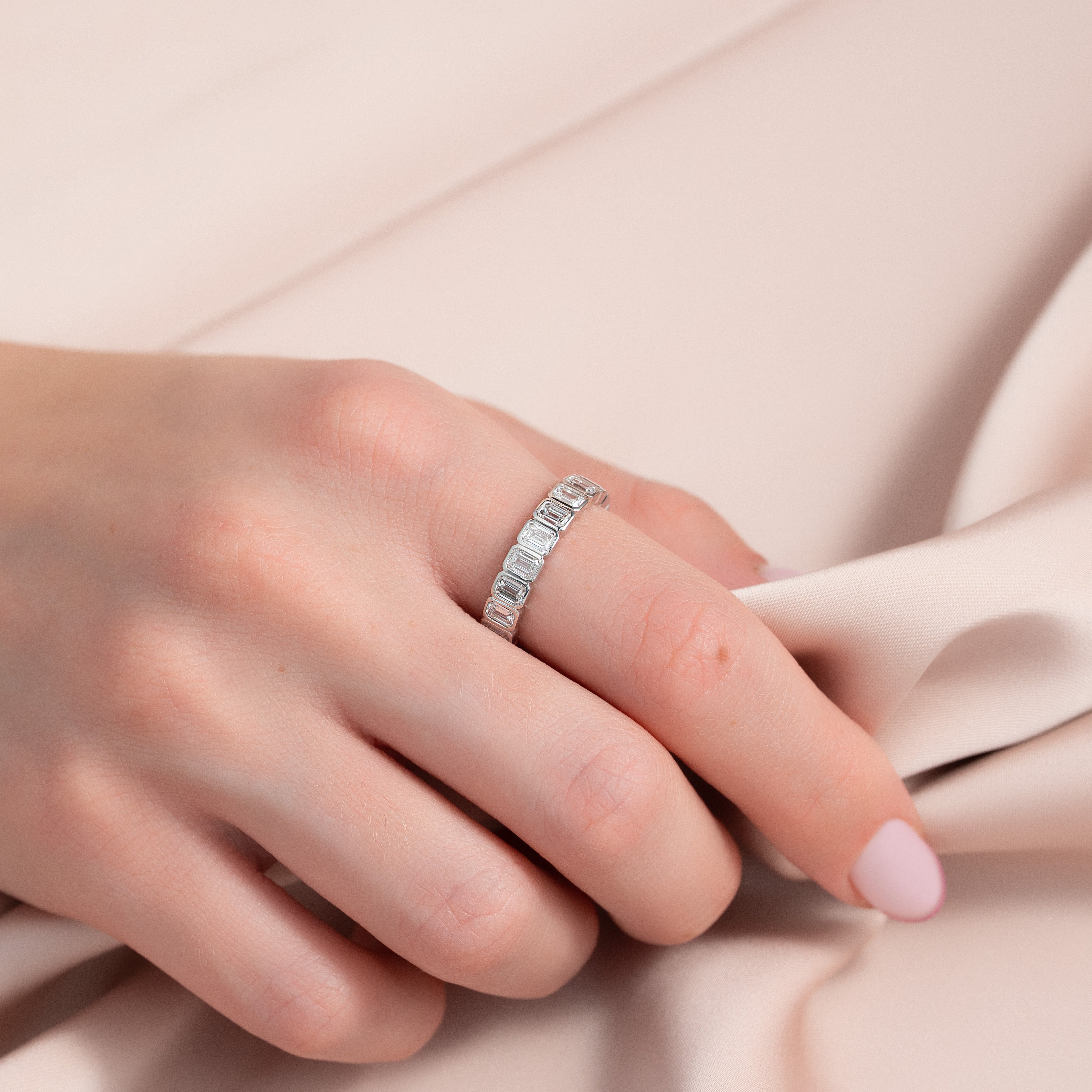3ct Skyla Emerald Cut Moissanite Ring - Silver