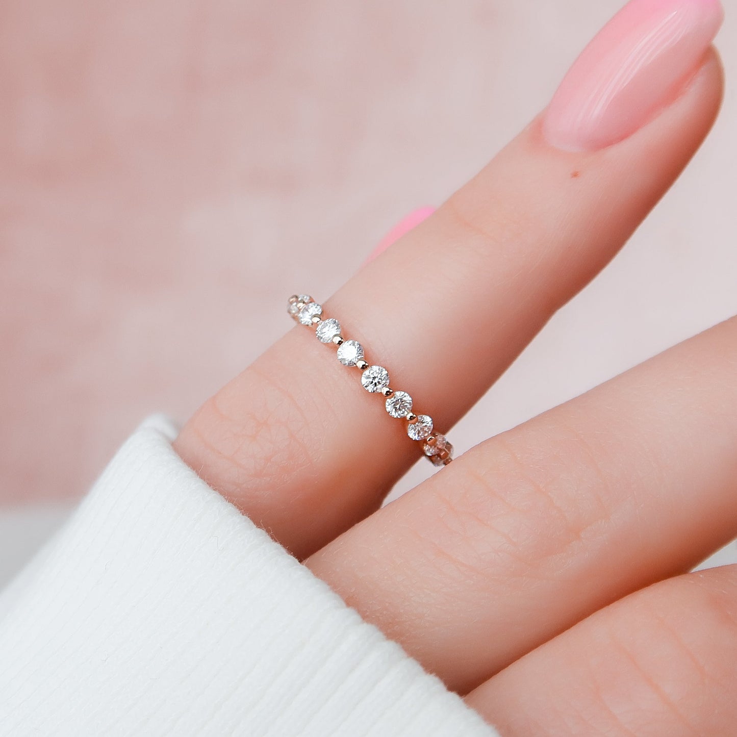 1ct Emilinda Round Cut Moissanite Ring - Rose Gold