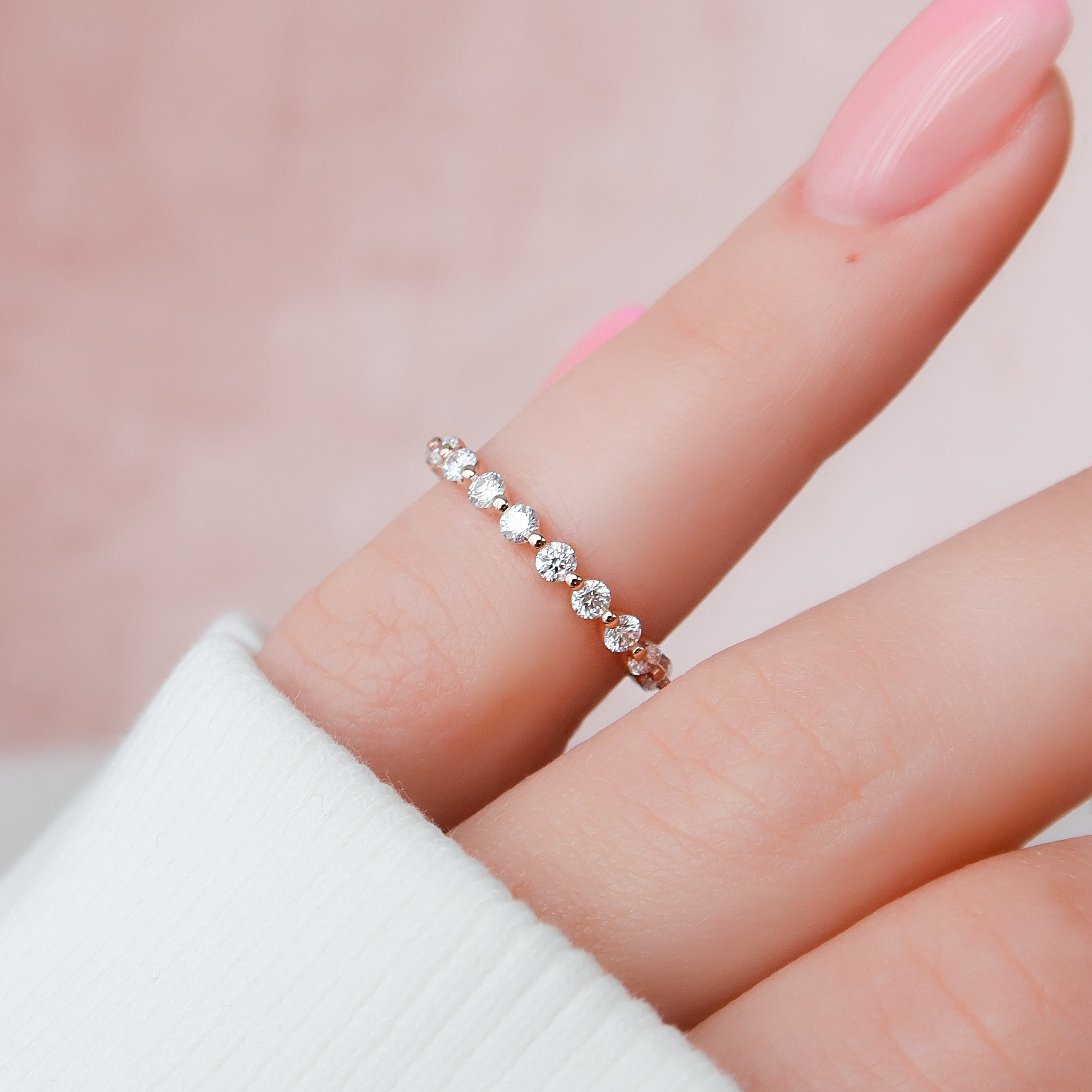 1ct Emilinda Round Cut Moissanite Ring - Rose Gold