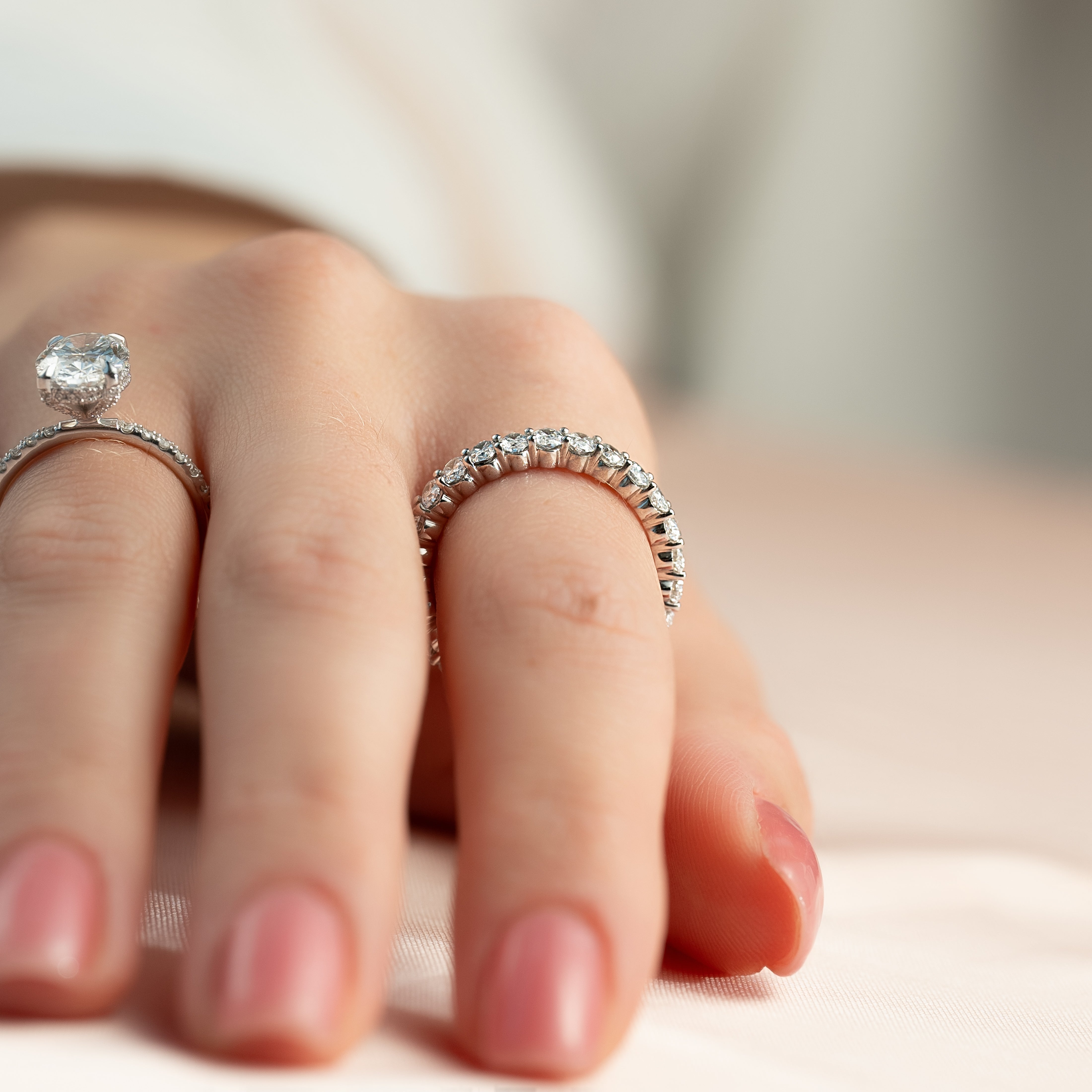 2ct Arlia Oval Cut Moissanite Ring - Silver