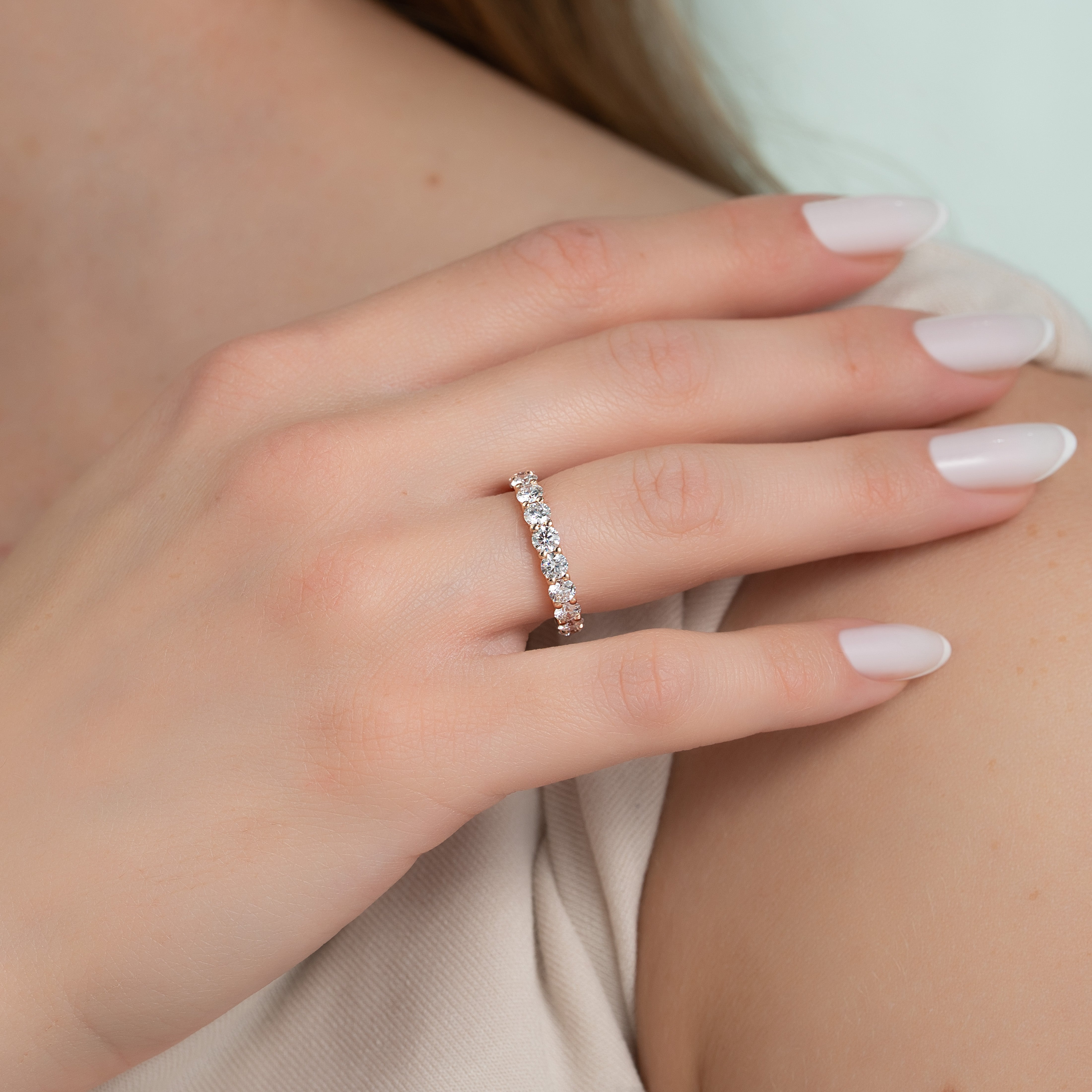 2.5ct Eibhlin Round Cut Moissanite Ring - Rose Gold