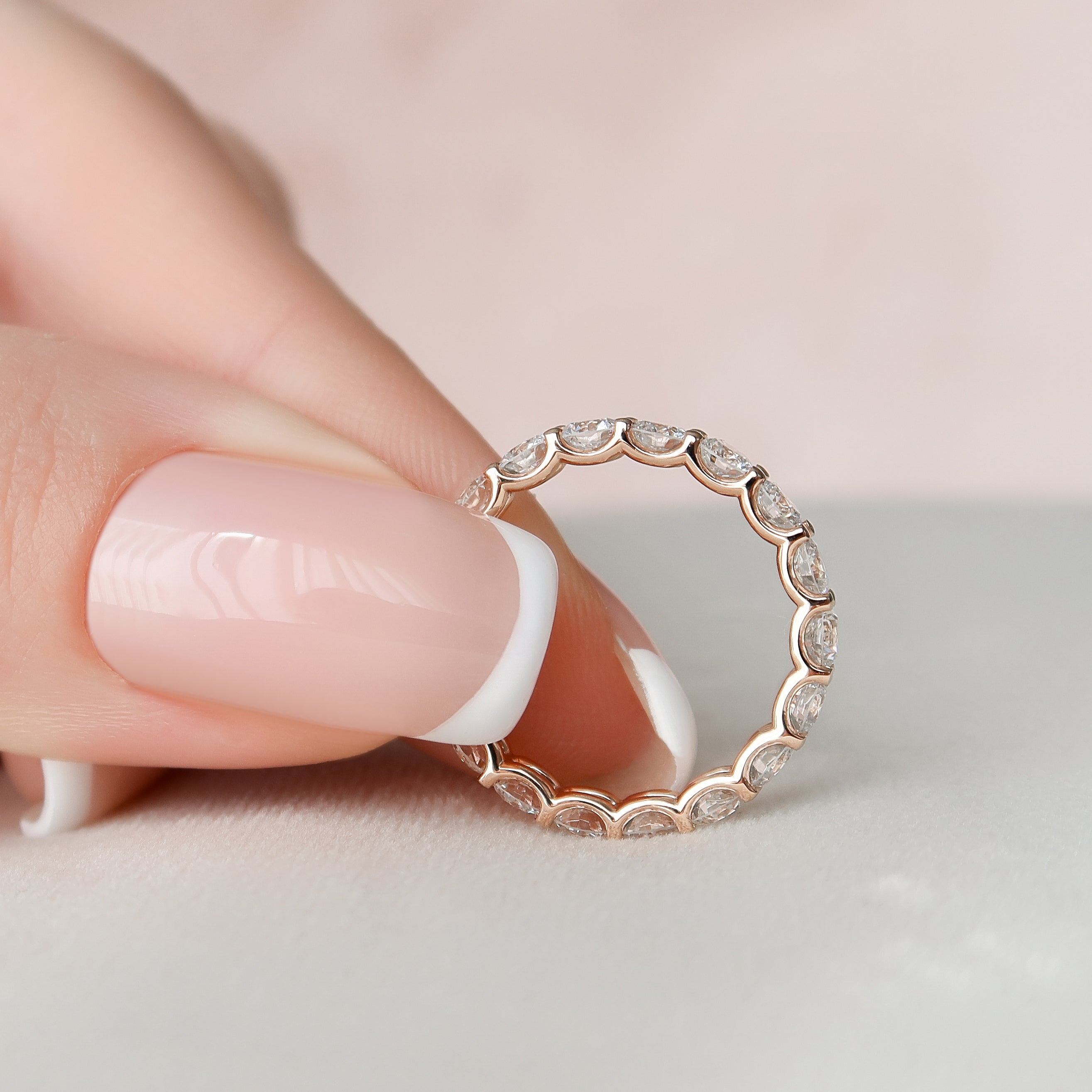 2.5ct Eibhlin Round Cut Moissanite Ring - Rose Gold