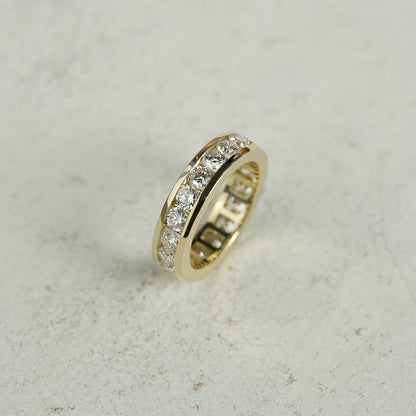 2ct Yolara Round Cut Moissanite Ring - Gold