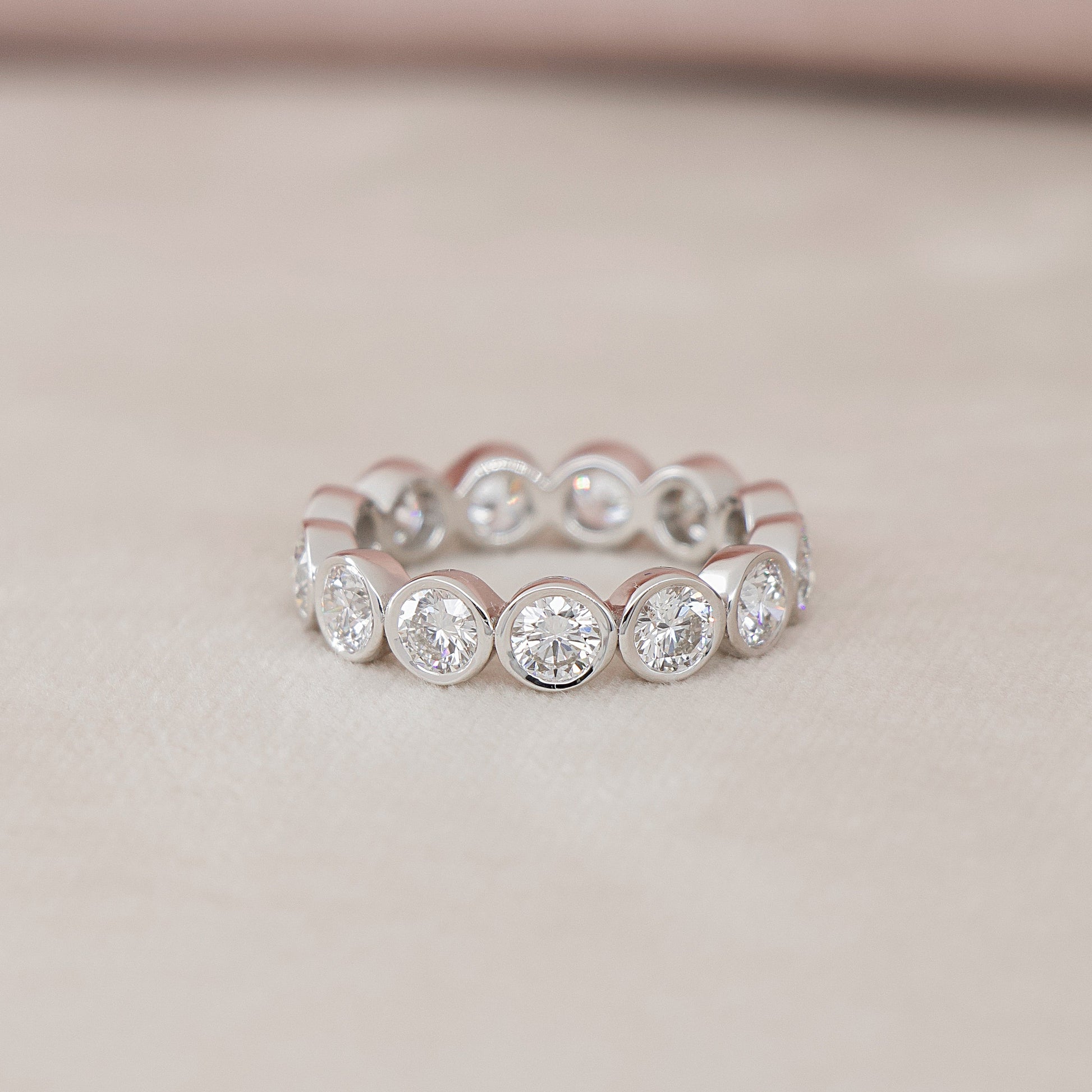 3.5ct Izolda Round Cut Moissanite Ring - Silver