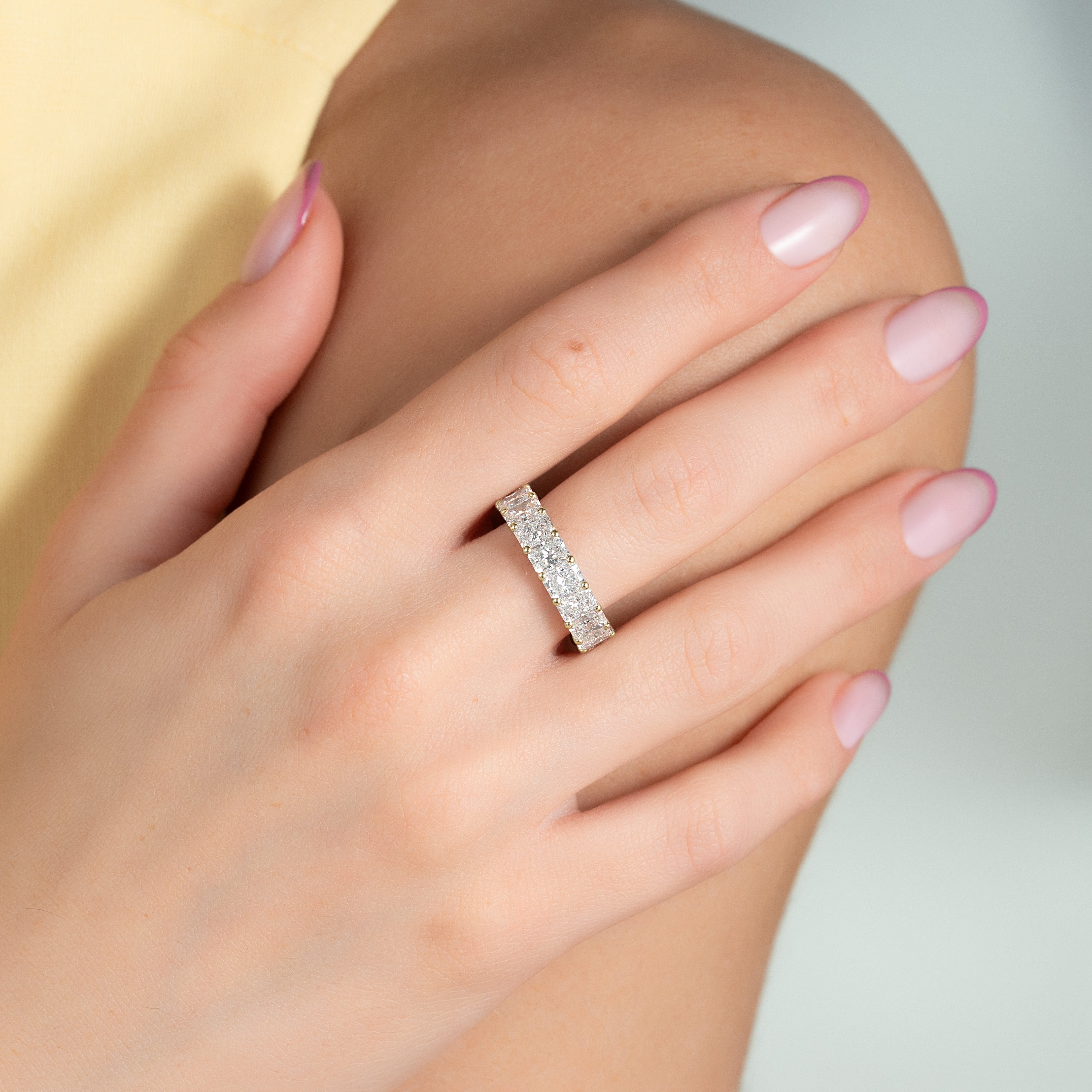 7ct Ophelia Round Cut Moissanite Ring - Gold