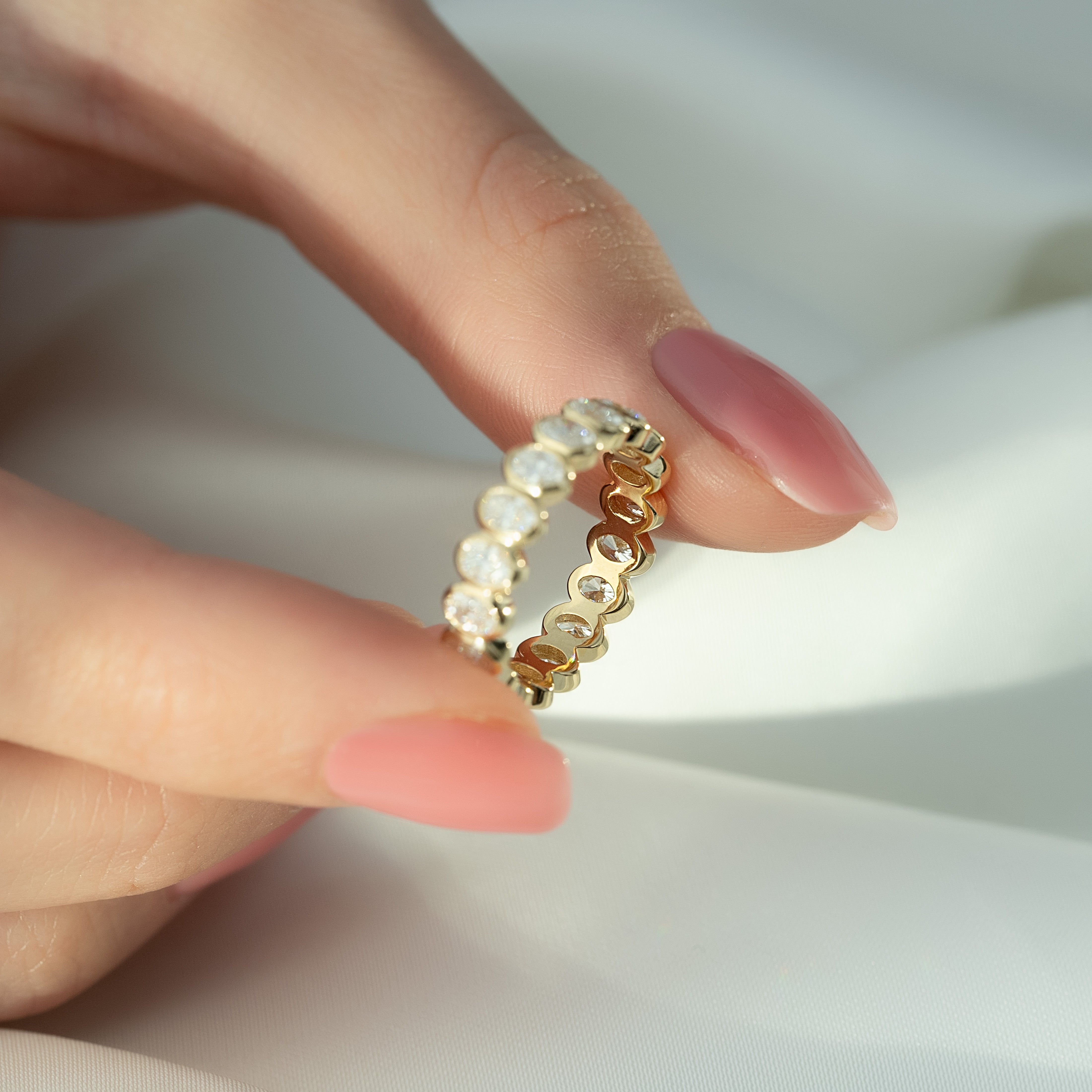 1.7ct Tamira Oval Cut Moissanite Ring - Gold