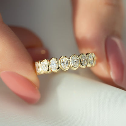 1.7ct Tamira Oval Cut Moissanite Ring - Gold