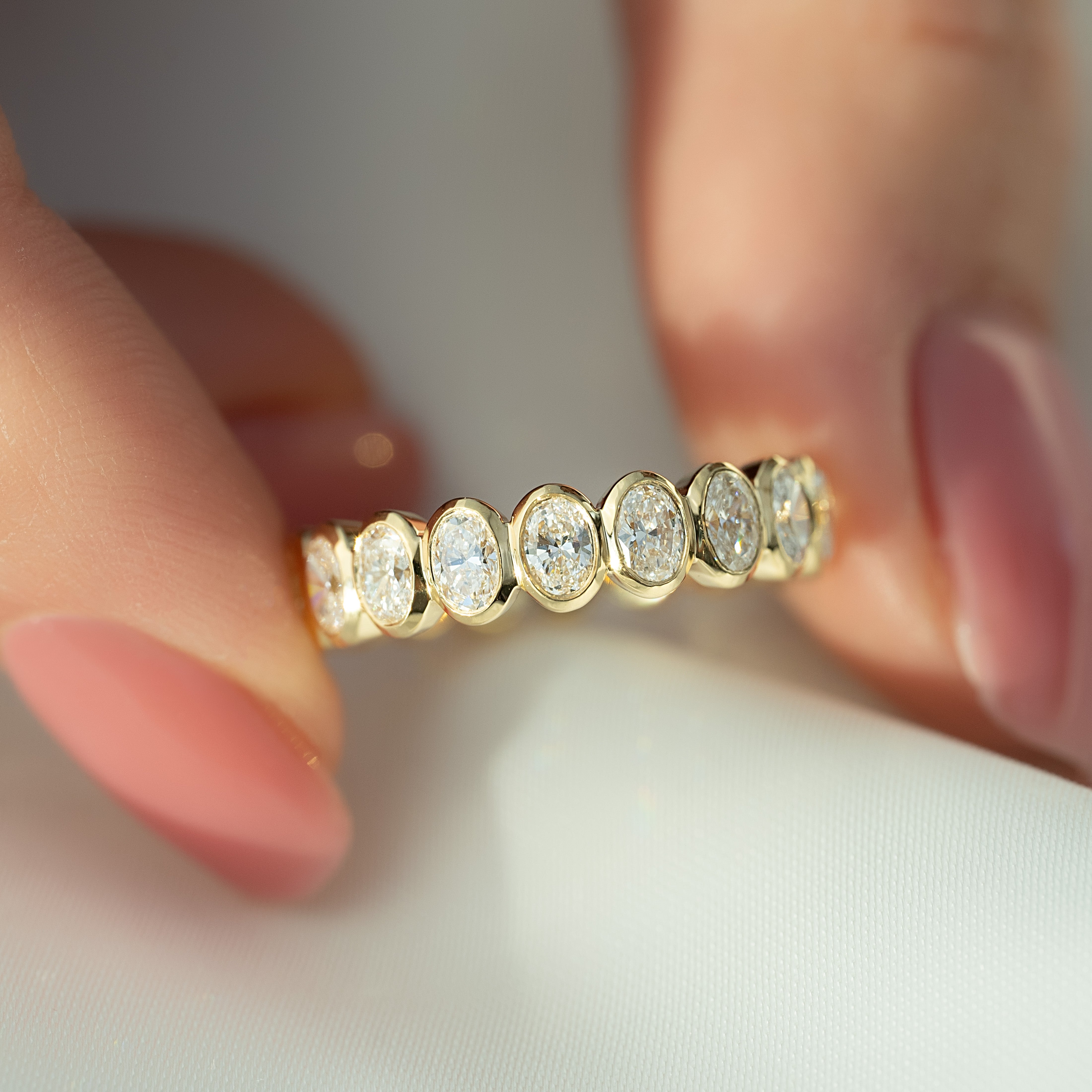 1.7ct Tamira Oval Cut Moissanite Ring - Gold