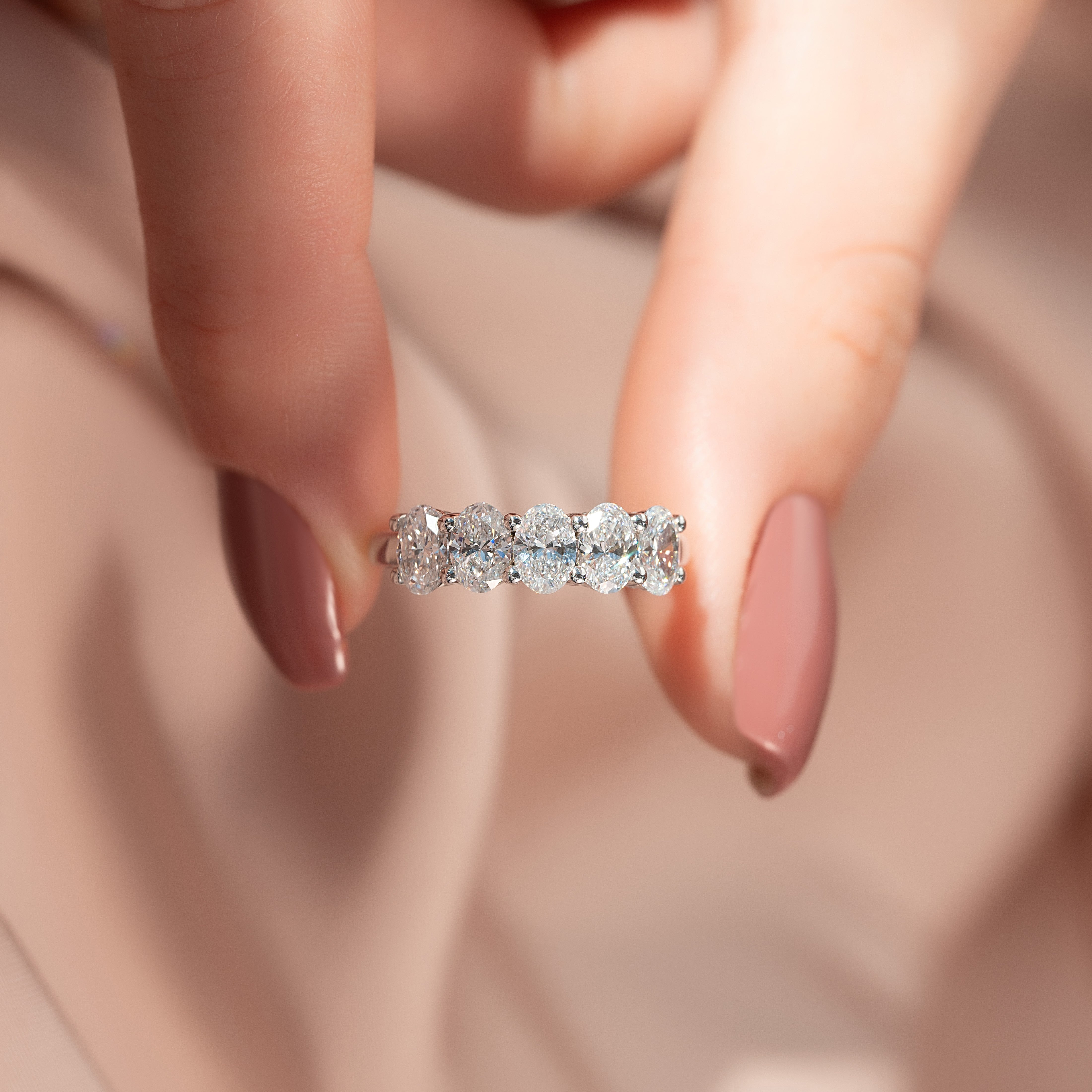 1.5ct Sarala Oval Cut Moissanite Ring - Silver