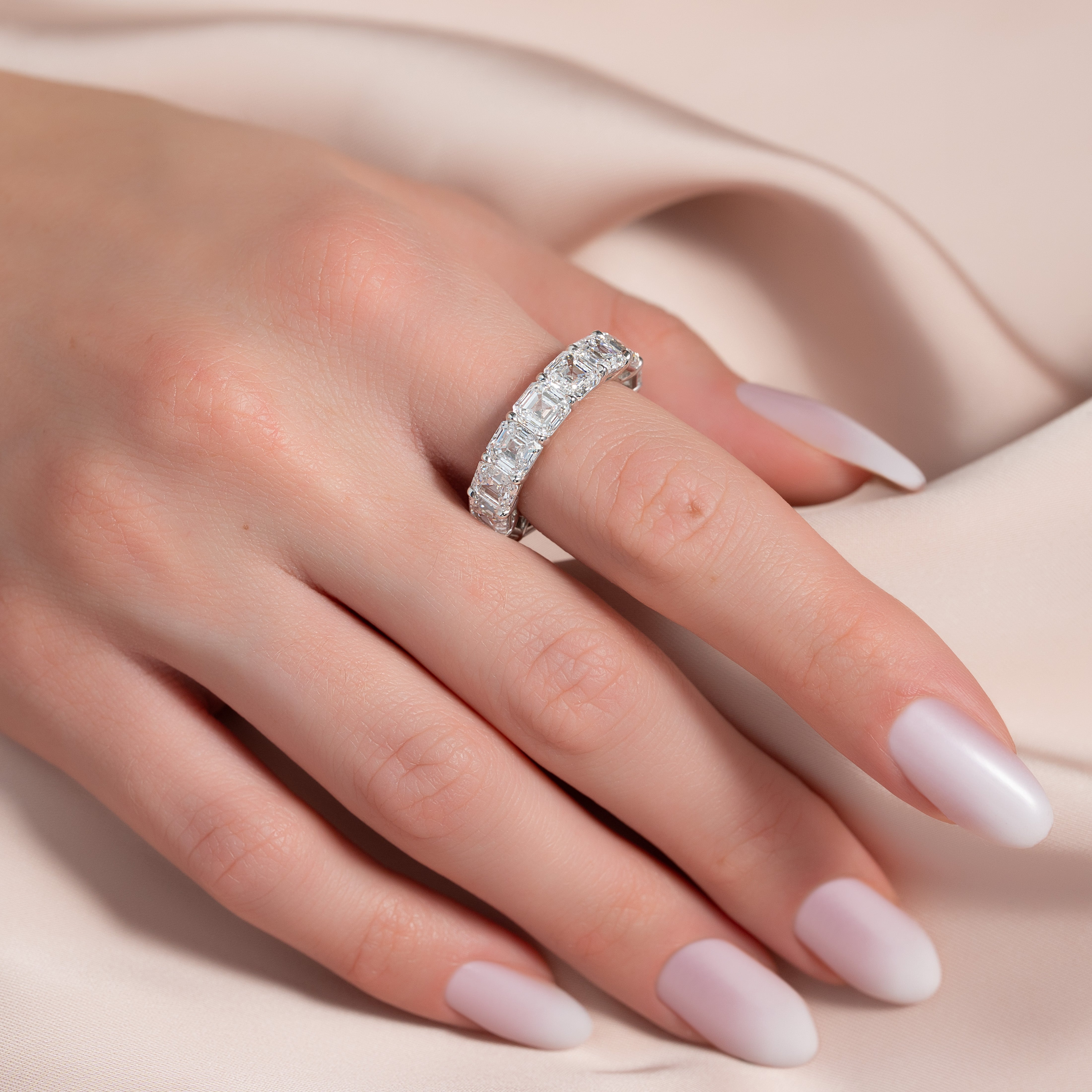 10ct Alesia Round Cut Moissanite Ring - Silver