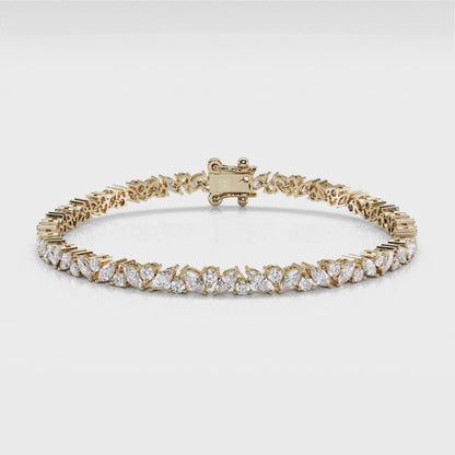 Tennisarmband mit Marquise- und runden Diamanten